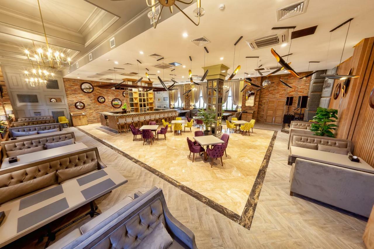 Classic Hotel Osh Luaran gambar